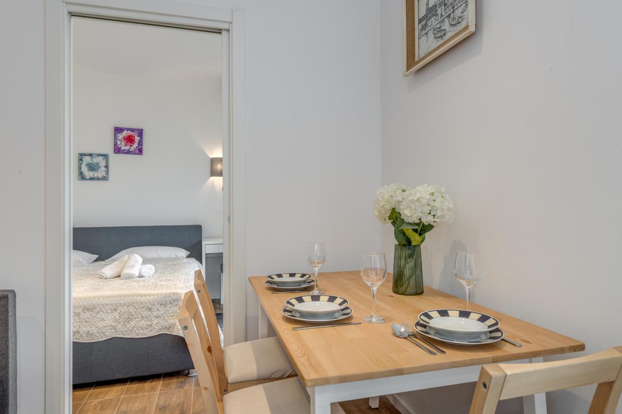 Lägenhet Centrally Located Apartments, Free Parking Trogir