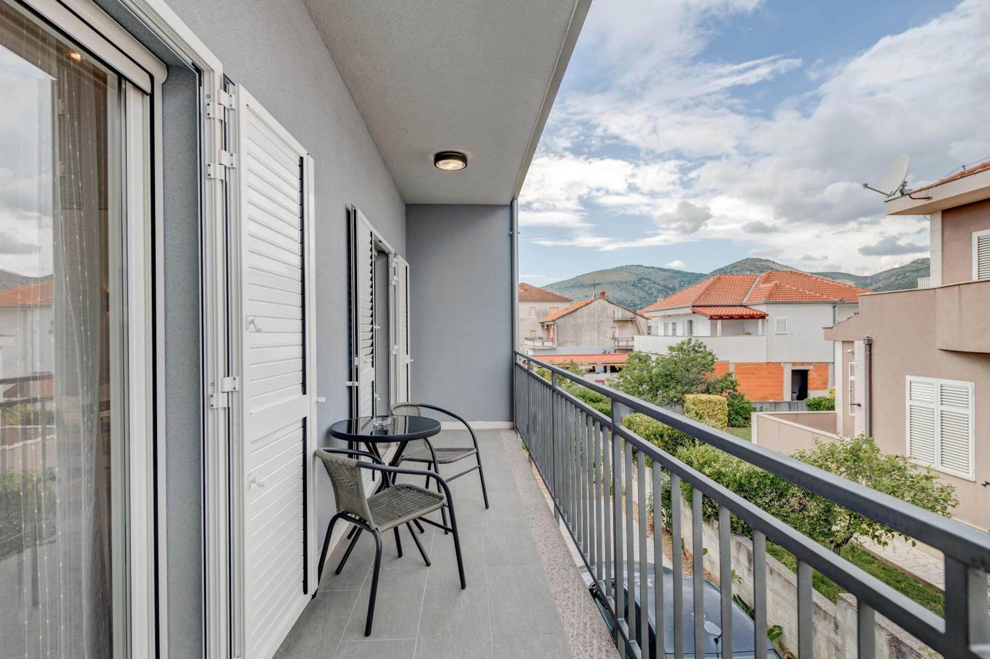 Centrally Located Apartments, Free Parking Lägenhet Trogir