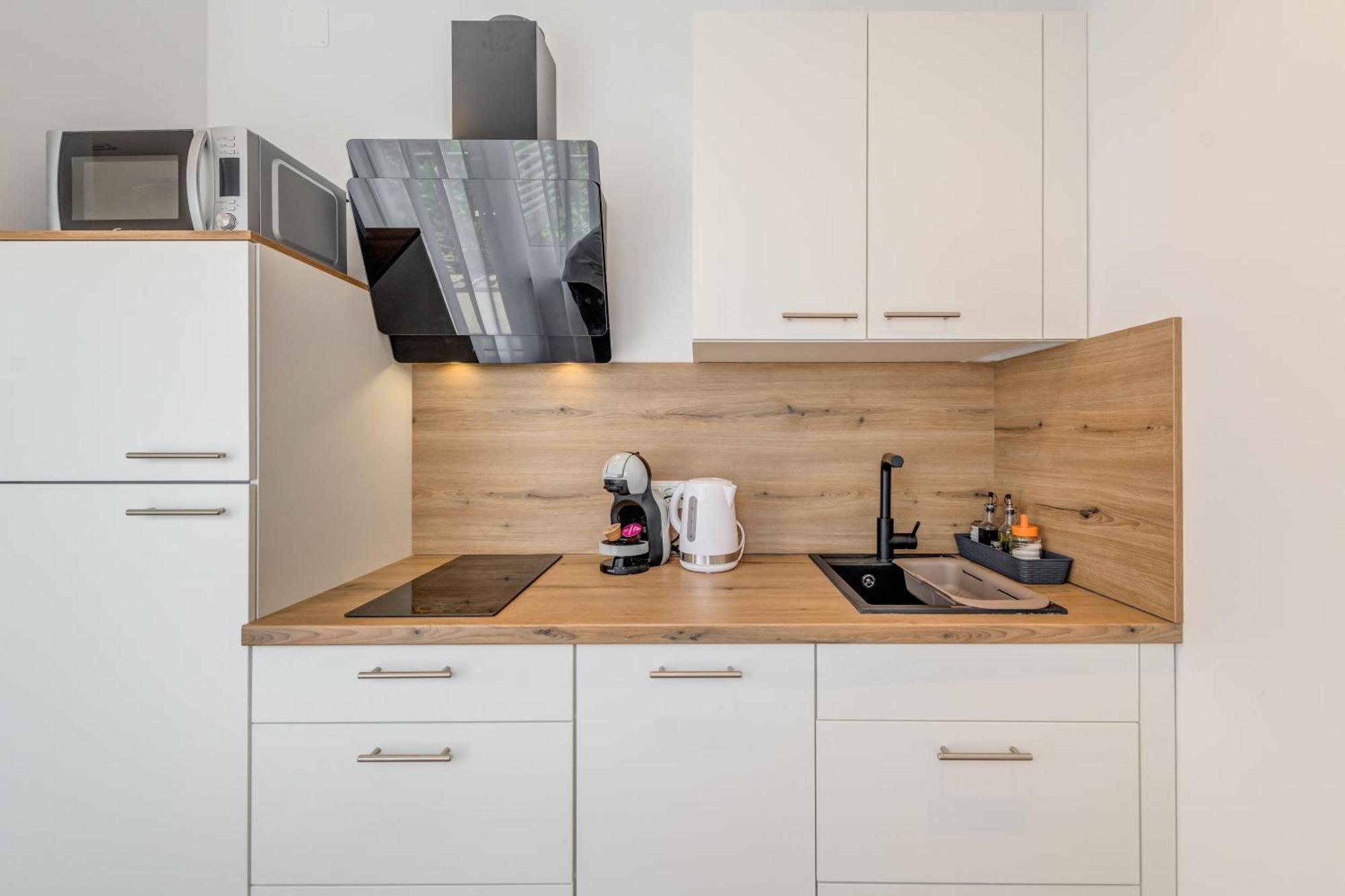 Centrally Located Apartments, Free Parking * Trogir