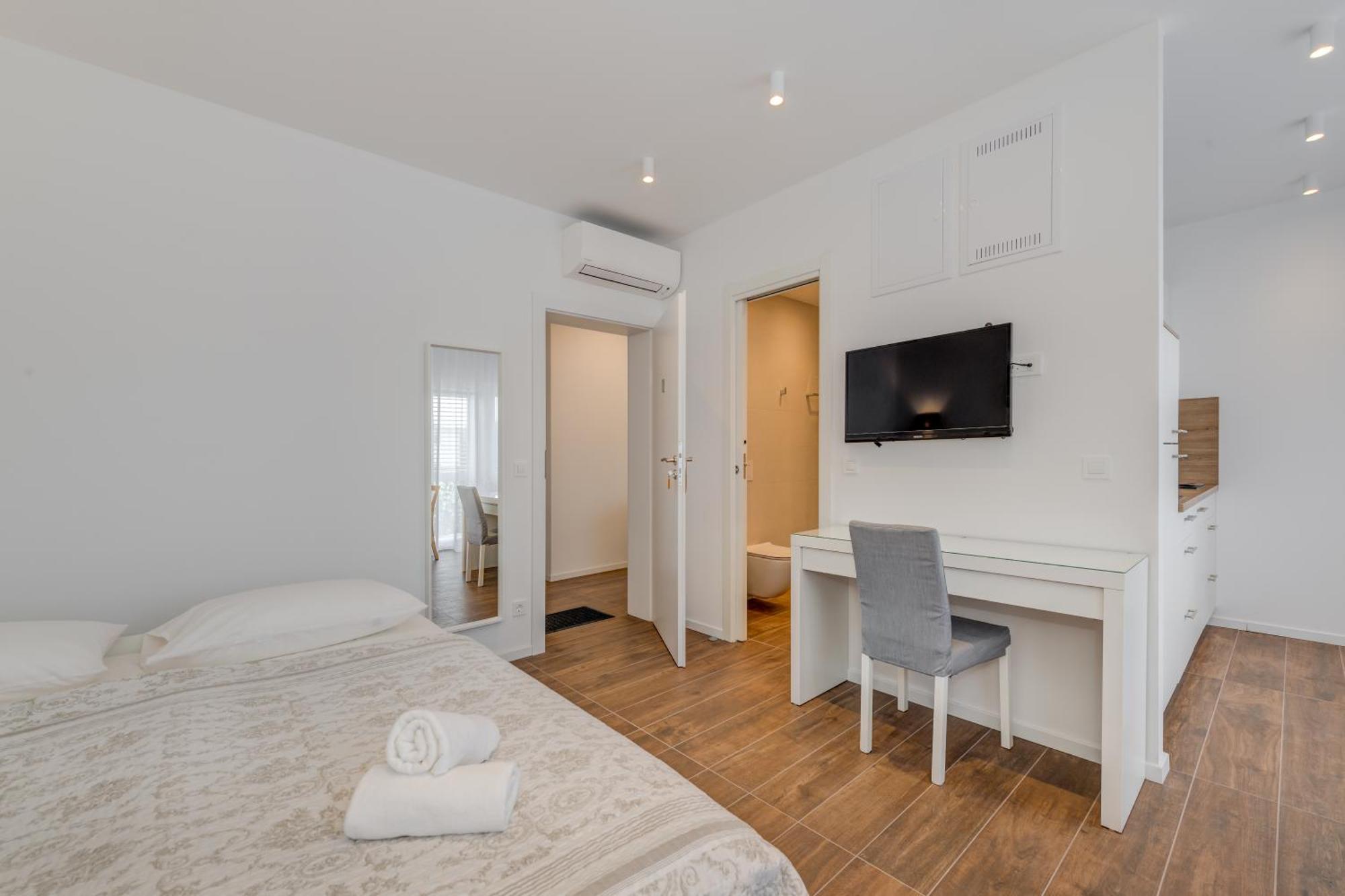 Lägenhet Centrally Located Apartments, Free Parking Trogir