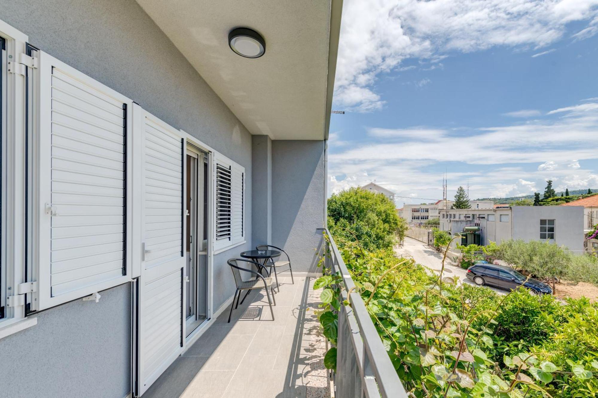 Centrally Located Apartments, Free Parking Lägenhet *