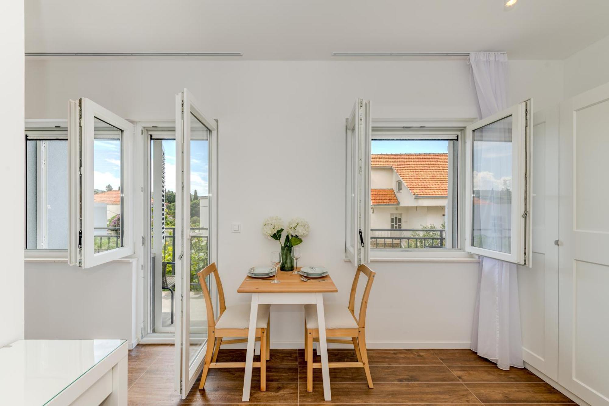 Centrally Located Apartments, Free Parking Trogir