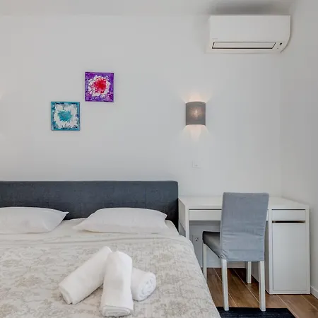 Centrally Located Apartments, Free Parking Trogir Exterior photo