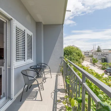 Centrally Located Apartments, Free Parking Trogir Exterior photo