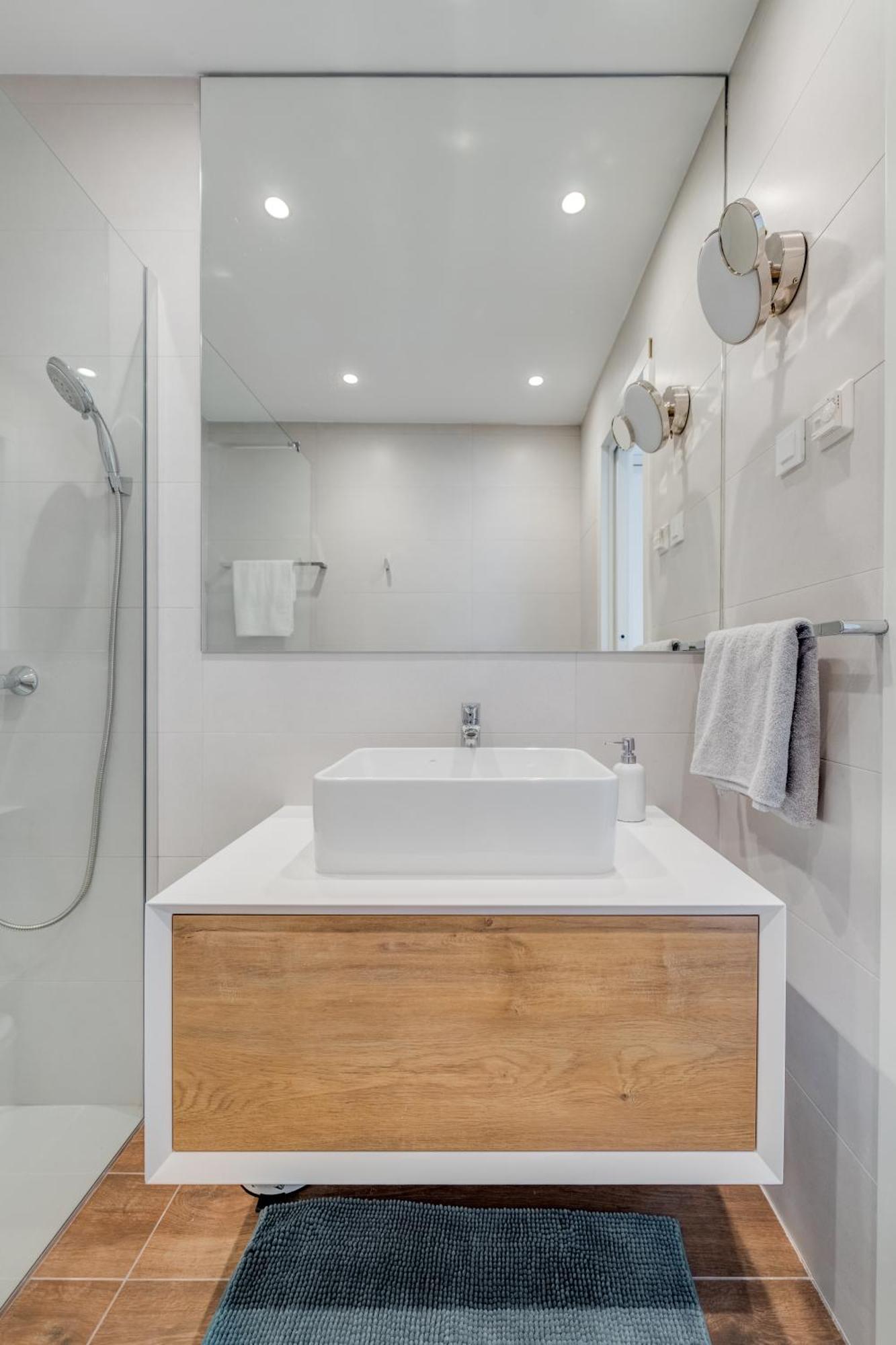 Apartman Centrally Located Apartments, Free Parking *